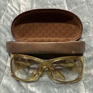 Gucci Women's Sunglasses - Gold Frame